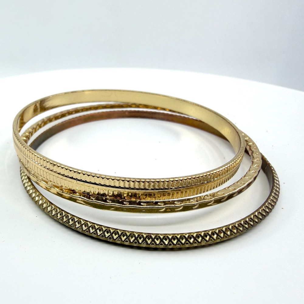 Y2K Gold-Tone Mixed-Texture Stackable Bangle Bracelet Set